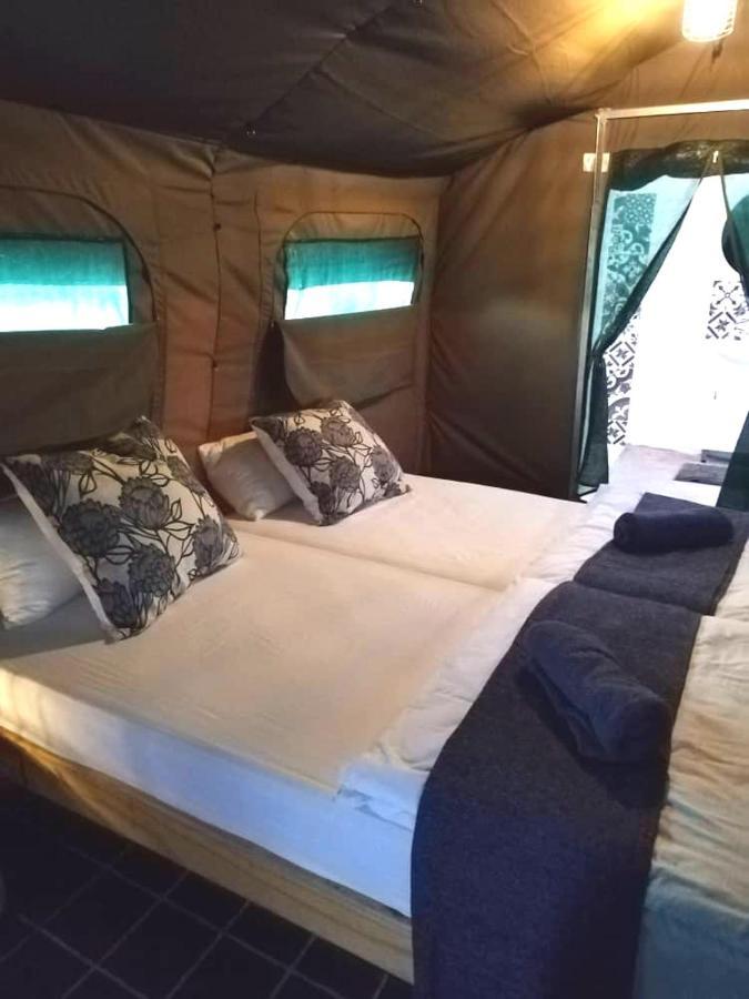 Achab Self Catering Tent Usakos Esterno foto